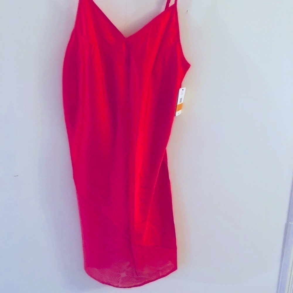 SAM EDELMAN Red chemise with side split and lace details.